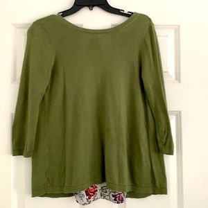 Loft Long Sleeve with tie/ design in back. Sz SP